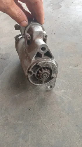 Motor de partida do Omega 4.1