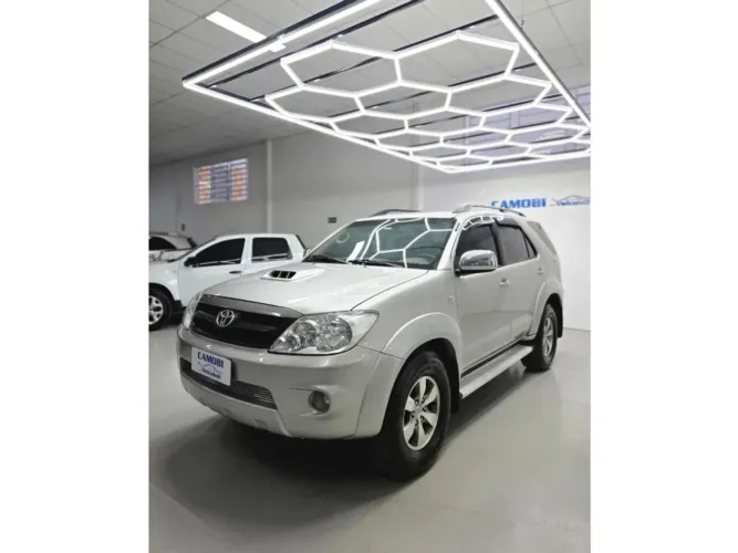 Toyota Hilux SW4 SRV D4-d 4X4 3.0 TDI Dies. AUT 2008