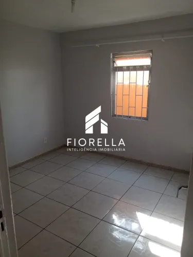 Apartamento com 03 dormitórios no bairro Barreiros - São José/SC