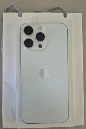iPhone 15 Pro Max 256GB - Tela Nova c/ 3 Meses de Garantia - Oportunidade