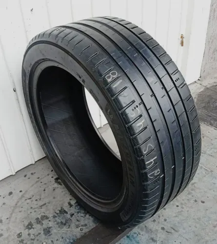 Pneu 245/45 aro 18 Michelin Pilot Sport 5
