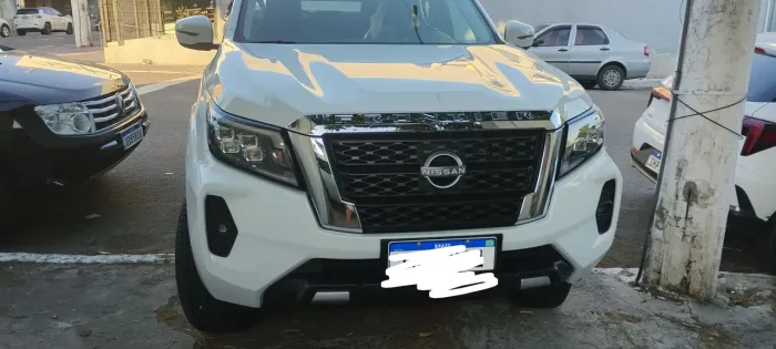 Nissan Frontier XE CD 4X4 2.3 Bi-TB Diesel Aut. 2025