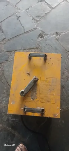 Vendo barato uma máquina de solda