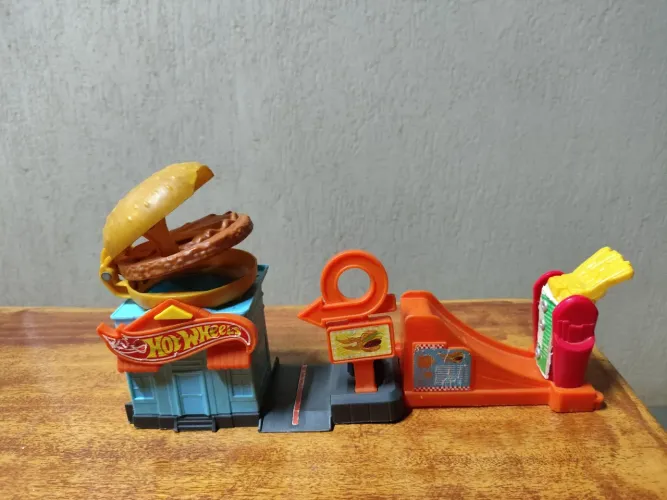 Pista Hot Wheels City