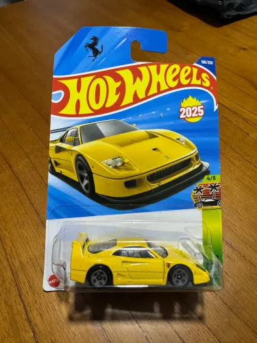 Ferrari F40 Competizione - Hot Wheels