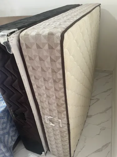 Colchão Casal Ortobom Semi ortopédico + base da cama por 800