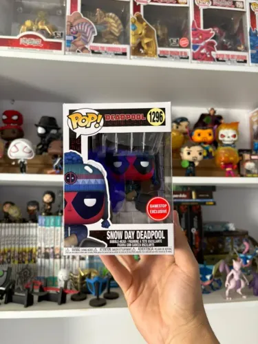  Funko Pop! Snow Day Deadpool #1296