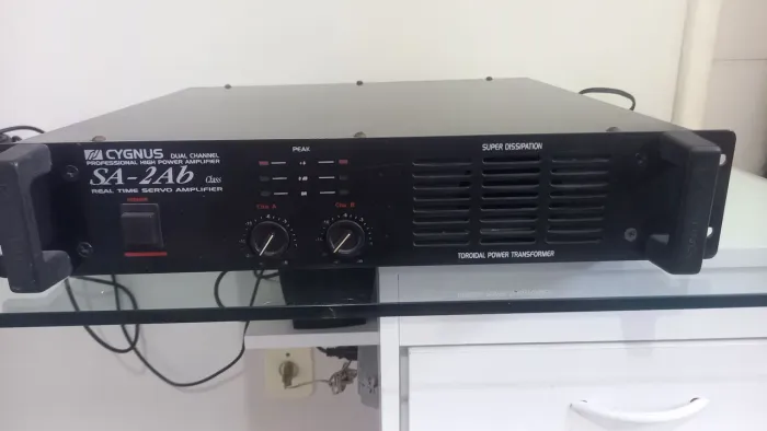 Potencia cignus SA 2ab toroidal 60 por canal