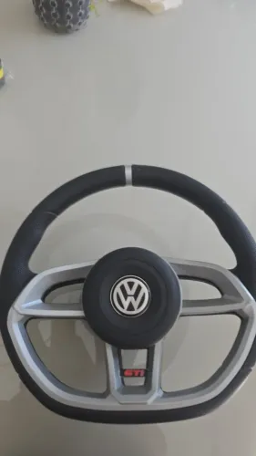 Volante GTI Vision Prata - Estilo e Performance para seu VW!