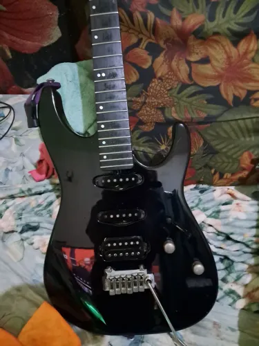 Guitarra Washburn mg 90 Usa