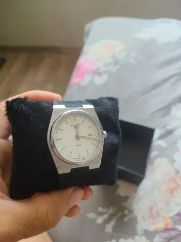 Lindo relógio Tissot prova d'água com pulseira de silicone e calendário , relógio perfeito