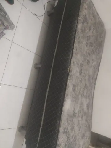 CAMA BOX SOLTEIRO (USADA)