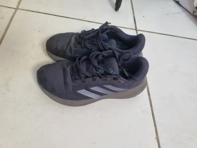Tênis Adidas número 40 masculino
