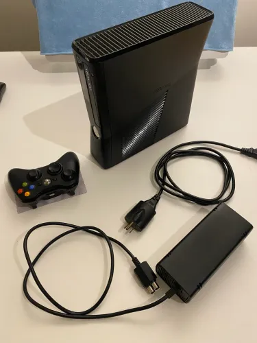Xbox 360 novíssimo TRAVADO