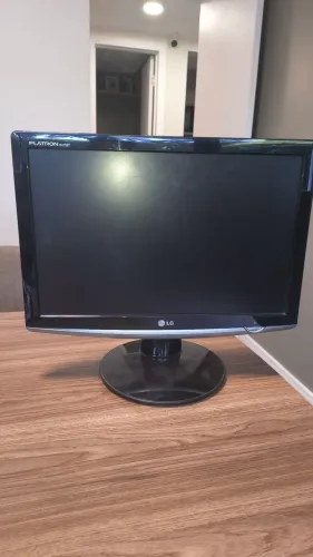 Monitor LG Flatron 17 polegadas CPU desktop 