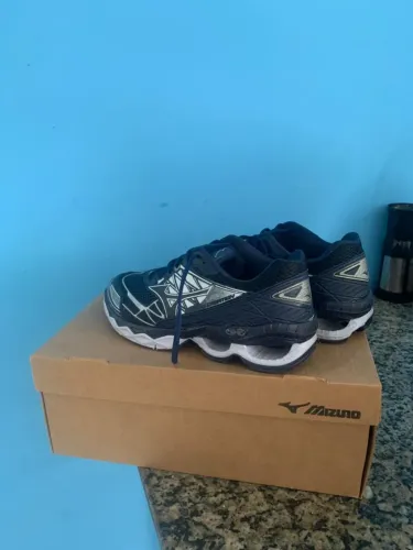 **Mizuno Wave Prophecy Azul Escuro Semi Novo - 4 Molas - Tam. 38/39**<br>