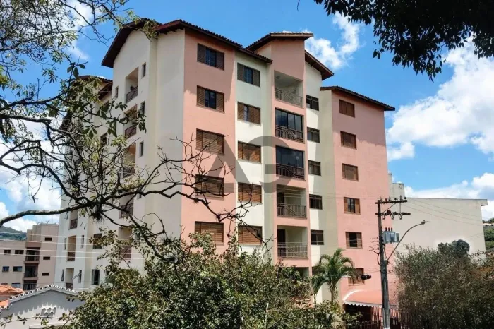 Apartamento | 3 Dormitórios | 1 Suíte | Com Varanda | Serra Negra-SP