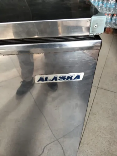 Freezer horizontal