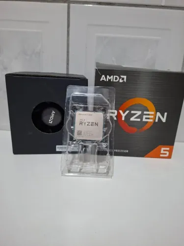 Processador Ryzen 3 3200G + Cooler Box