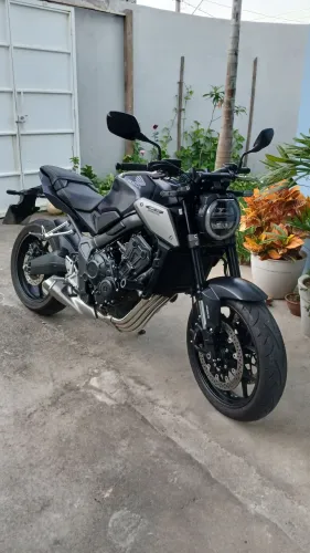 Honda CB650R