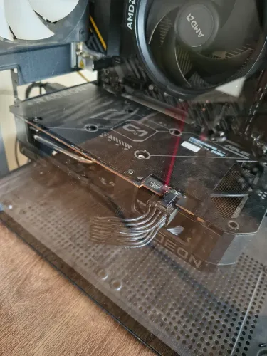 RX 7600 8gb
