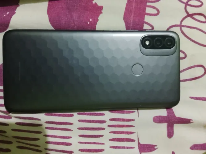 Celular E20 todo original 
