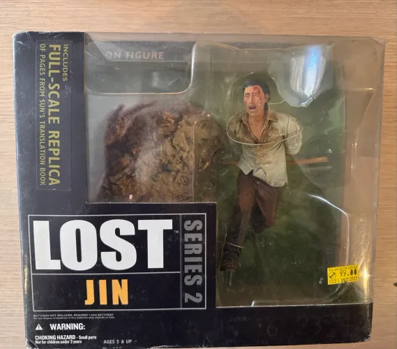 PROMOÇÃO Figura de ação colecionável do personagem Jin Kwon da série de televisão "Lost?