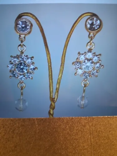 Brinco Flor Strass
