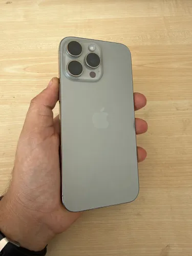 iPhone 16 Pro Max - 256GB (Impecável)