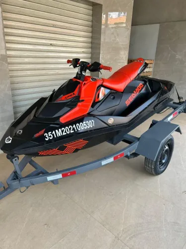 JETSKI TRIX SPARK 