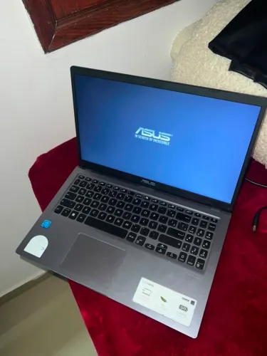 VEMDO NOTEBOOK EM PERFEITAS CONDIÇÕES DE USO