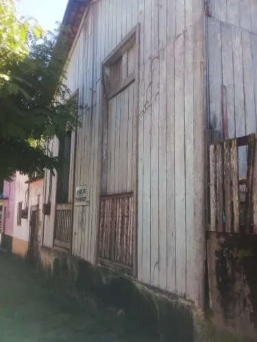 Vende- se casa em Cachoeira Do Arari