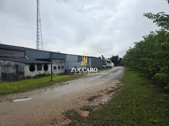 Galpão para alugar, 1800 m² por R$ 32.200,00/mês - Maracatu - Guararema/SP