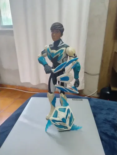 Boneco Max Steel 2013