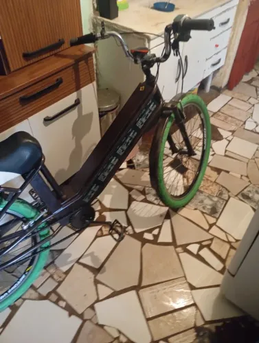 Bicicleta elétrica motor 1000w muito potente dxa as moto de 500 e no chinelo