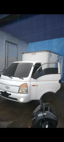 Vende-se um hr Hyundai 2008 2.5 8 V diesel