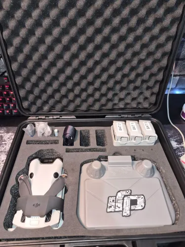 Drone DJI Mini 4 Pro Combo