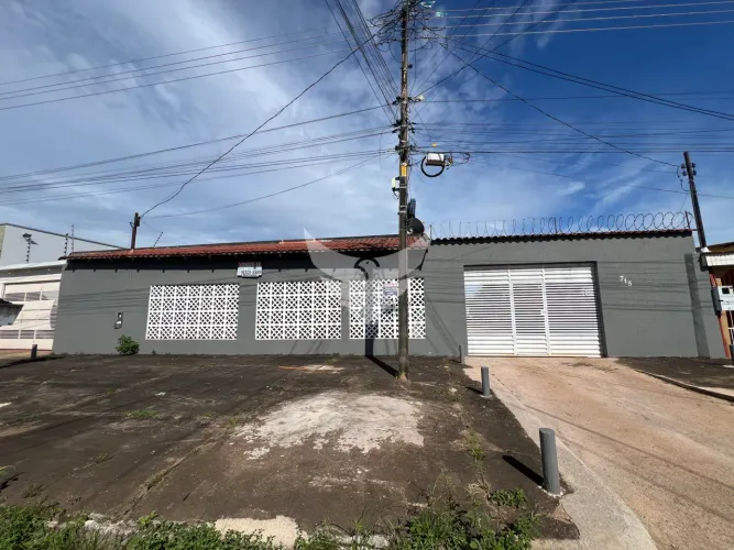Casa 3 quartos - Agenor de Carvalho