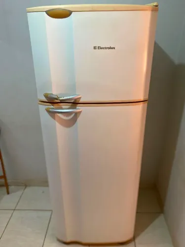 Geladeira Eletrolux