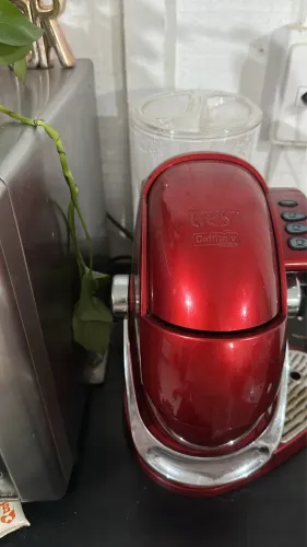 Cafeteira três corações