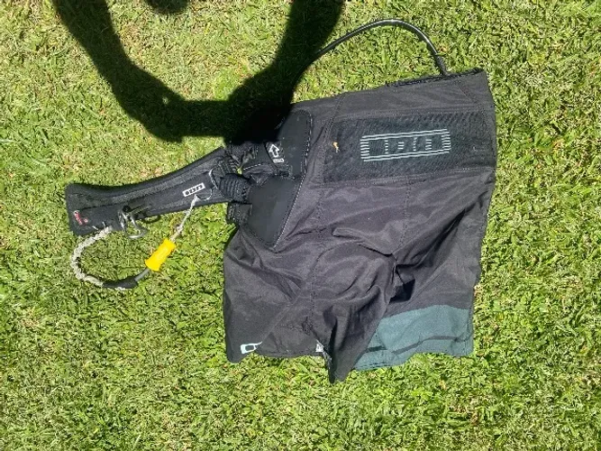TRAPÉZIO ION B2 - TAMANHO XL (86-94 cm cintura)