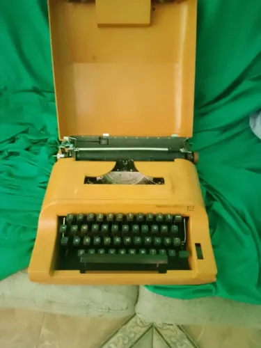 Relíquia máquina de escrever