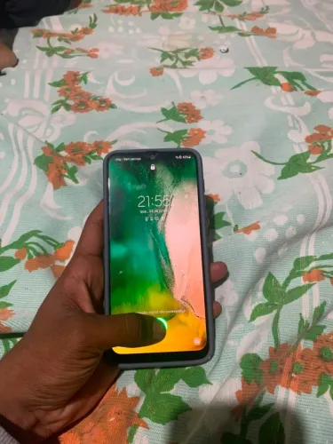 SAMSUNG a50