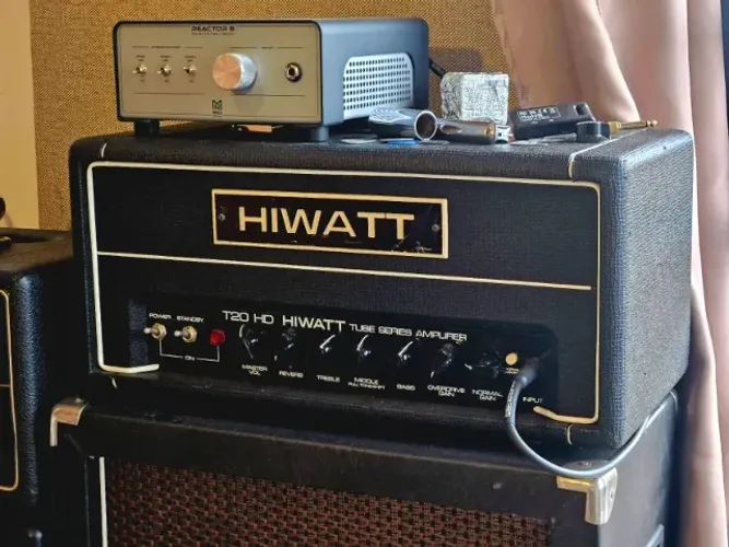Amplificador Hiwatt T20 - 20/10w - em SP dias 12 e 13/09