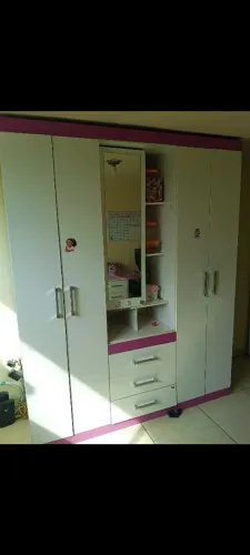 Guarda roupa 4 portas 