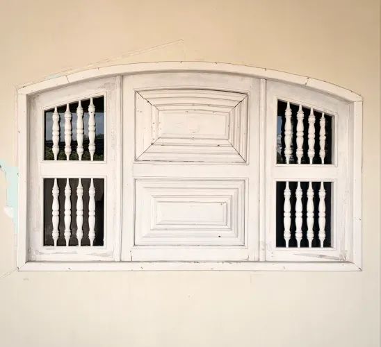 Janela de madeira 1,95m x 1,12m