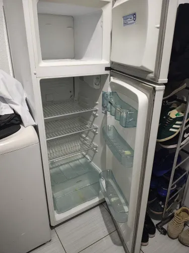 Geladeira 500$ parcelo 3x no cartão
