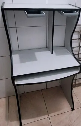 Escrivaninha Rack para Trabalho e Estudo - COM 2 GAVETAS- ESCRIVANINHA MUITO BOA !
