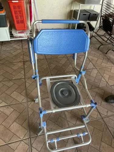 CADEIRA DE BANHO