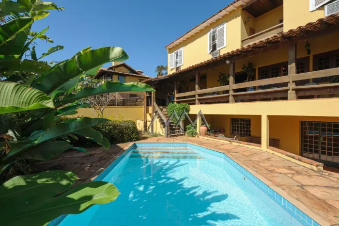 Casa à venda no Belvedere | 450 m² - 4 quartos